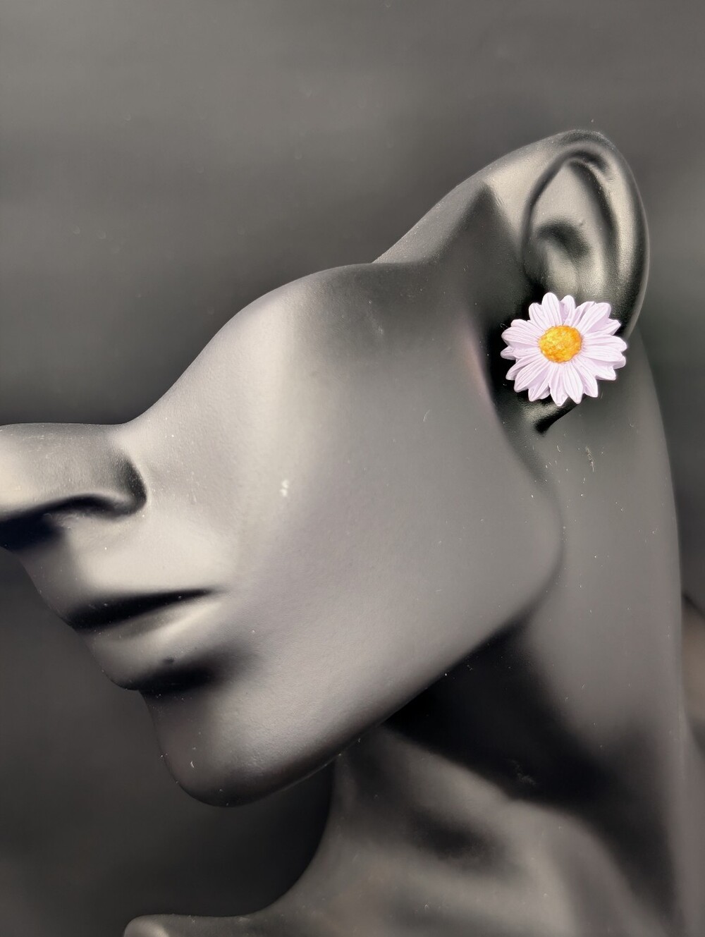 Daisy Lavender Studs